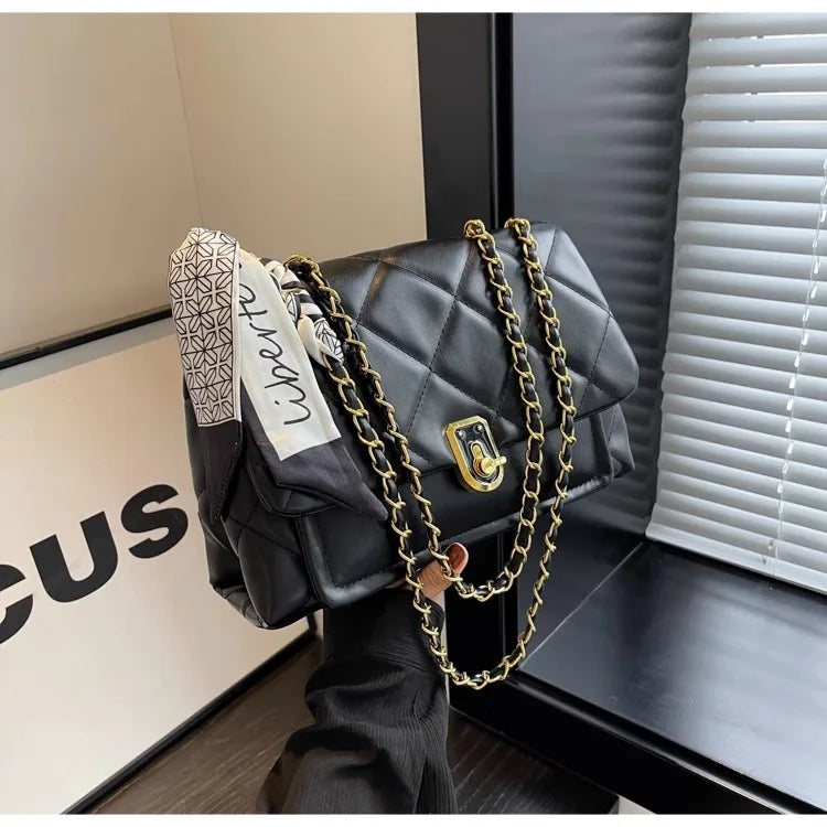 Light Luxury Elegant Red Plaid Chains Shoulder Bag High Quality Fashion Girls New Crossbody Bag Large Capacity Commuter Bag
