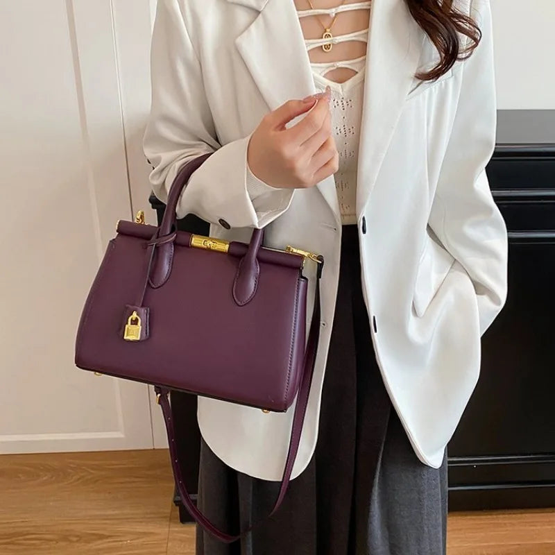 Stylish Large Single Shoulder Bag For Women 2026 Spring Collection Zipper Closure Handbag Ladies Shoulder Tote Purse