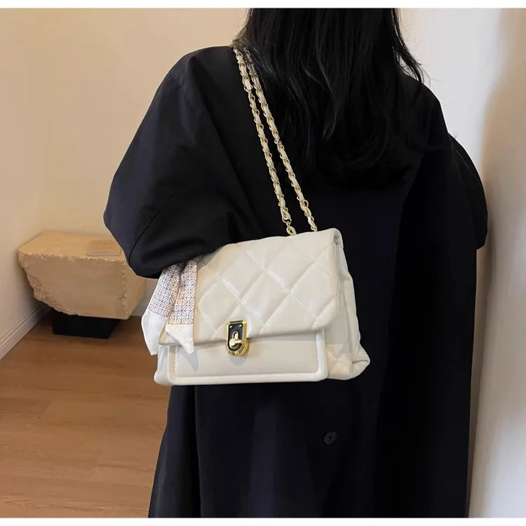 Light Luxury Elegant Red Plaid Chains Shoulder Bag High Quality Fashion Girls New Crossbody Bag Large Capacity Commuter Bag