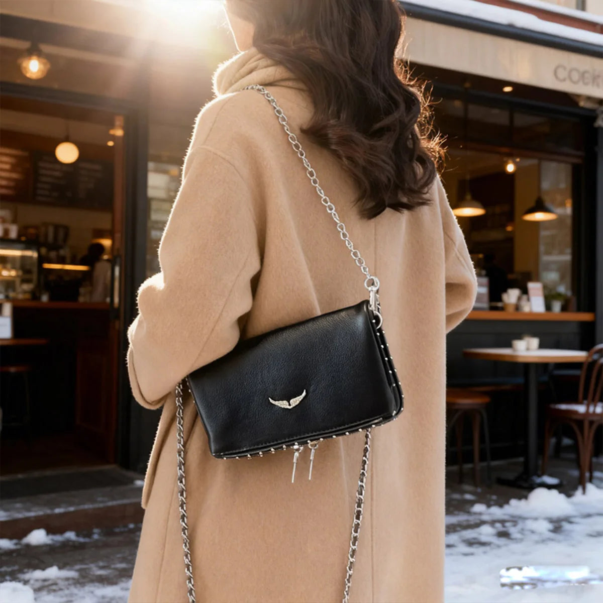 Luxury Crossbody Bag Solid Color PU Wing Logo Design Lightweight Magnetic Adjustable Chain Strap Handbag for Travel Commute