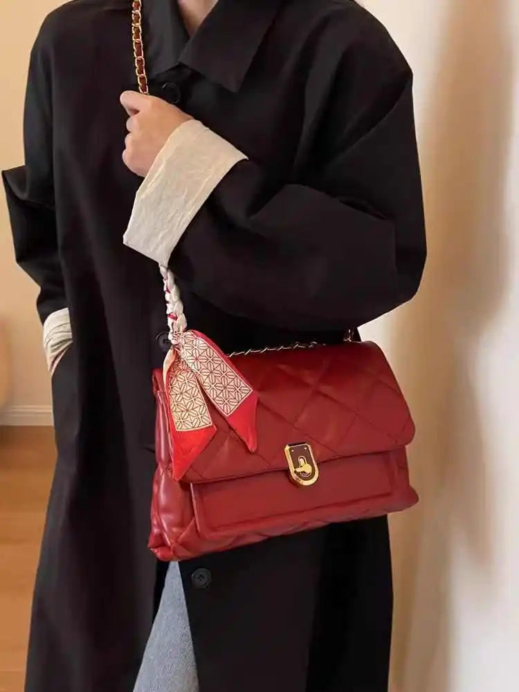 Light Luxury Elegant Red Plaid Chains Shoulder Bag High Quality Fashion Girls New Crossbody Bag Large Capacity Commuter Bag