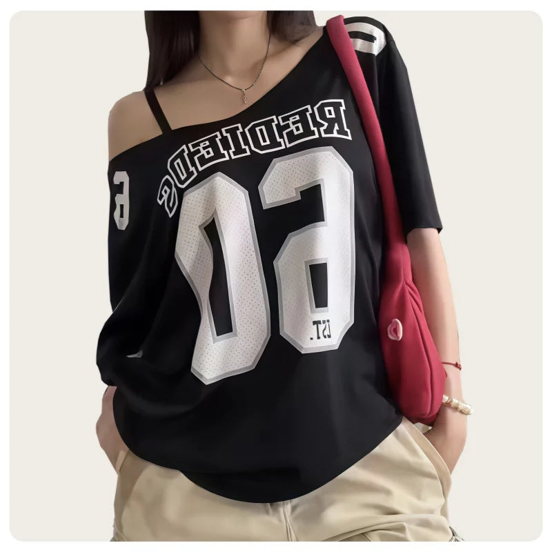 Summer American 90S Style Loose Casual Top with a Disappearing Bottom Effect, Off-Shoulder Sporty Short-Sleeve T-Shirt