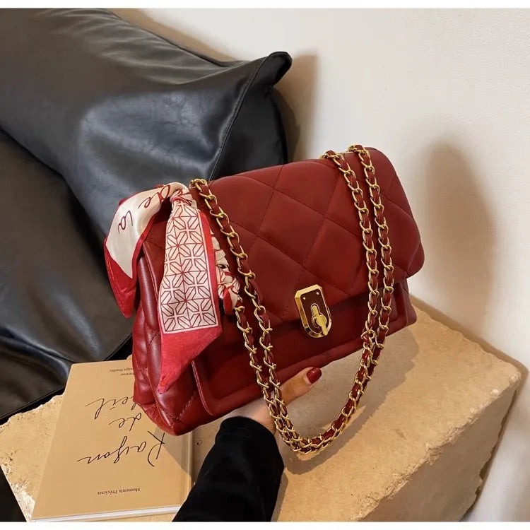 Light Luxury Elegant Red Plaid Chains Shoulder Bag High Quality Fashion Girls New Crossbody Bag Large Capacity Commuter Bag