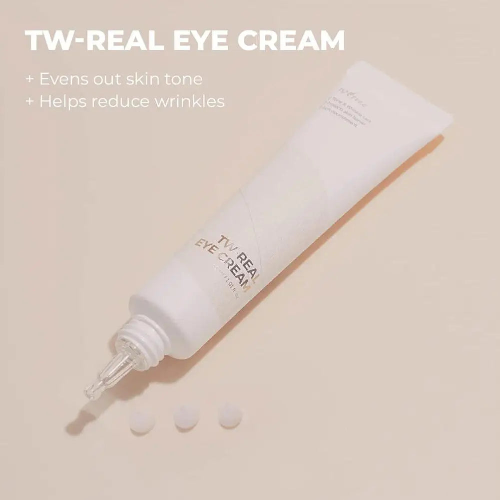 Isntree Eye Cream 30ml Large Portable Bottle Effectively Improves Dryness & Elasticity For Youthful Radiant Eyes Gentle Care