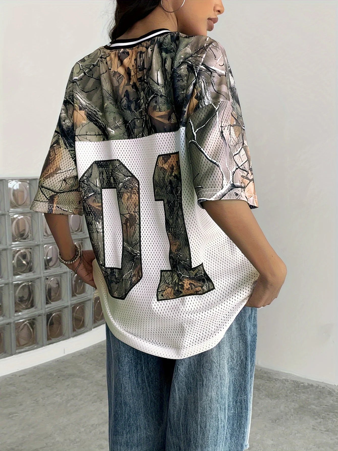 Summer Women's V-Neck Camouflage Letter Print Sport Quick-Drying T-Shirt, Breathable Mesh Loose Short-Sleeved Shoulder Top