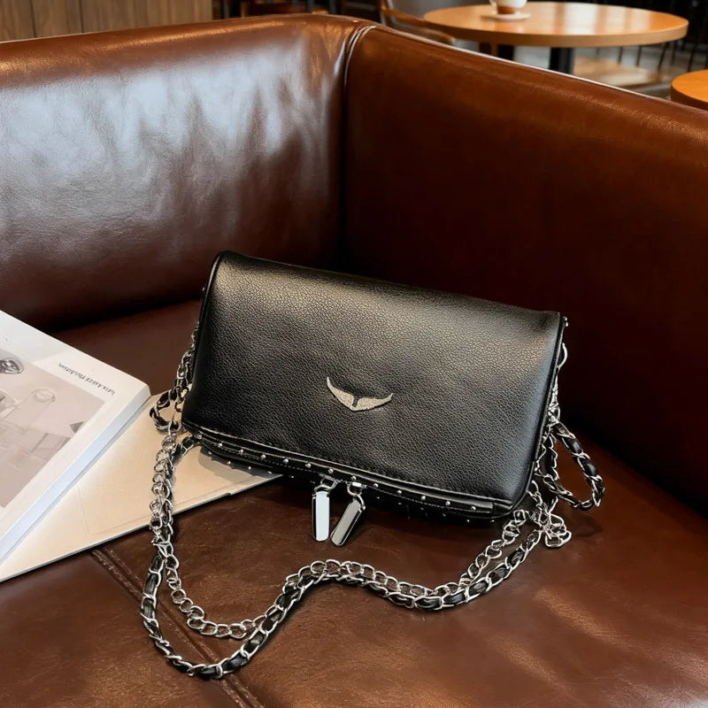 Luxury Crossbody Bag Solid Color PU Wing Logo Design Lightweight Magnetic Adjustable Chain Strap Handbag for Travel Commute