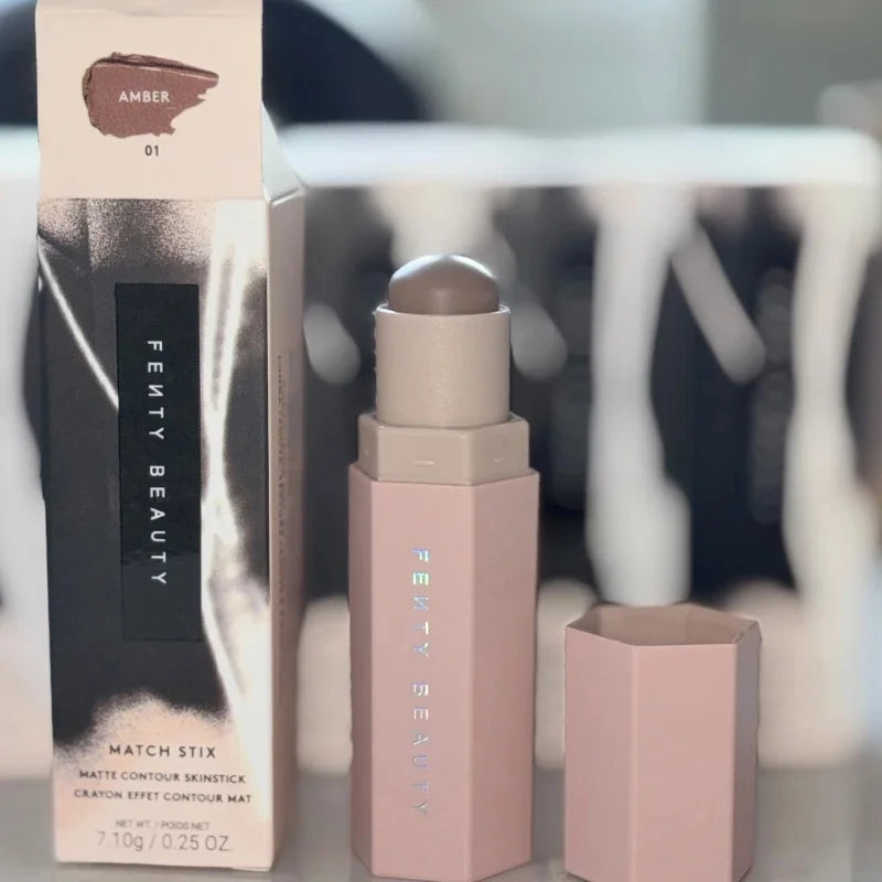 Fenty Beauty Contouring Stick Foundation Makeup Can Naturally The Face Make It Look Smaller Moisturizing Texture Silky Smooth