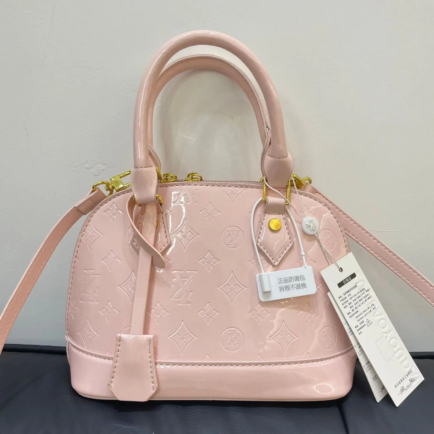 Women's Leather Shoulder Bags - Branded Handbag Collection, Trendy Crossbody Bags and Practical Tote Bags