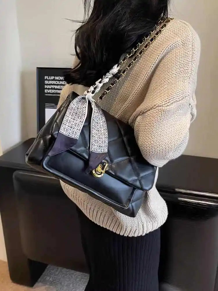 Light Luxury Elegant Red Plaid Chains Shoulder Bag High Quality Fashion Girls New Crossbody Bag Large Capacity Commuter Bag