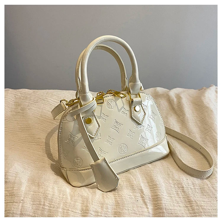 Women's Leather Shoulder Bags - Branded Handbag Collection, Trendy Crossbody Bags and Practical Tote Bags