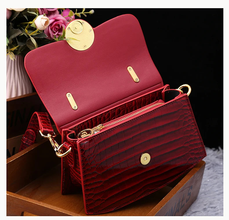 Fashion Diamonds Women Handbags 2023 Red Genuine Leather Lady Shoulder Messenger Bag Crocodile Pattern Portable Shell Tote Bags
