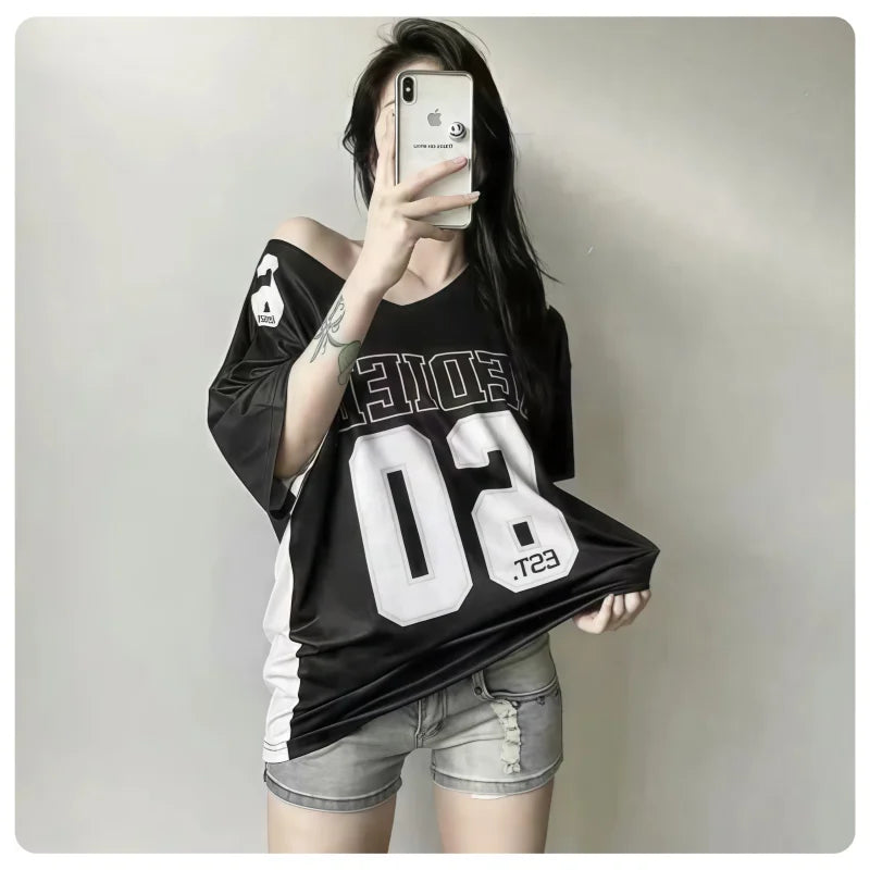 Summer American 90S Style Loose Casual Top with a Disappearing Bottom Effect, Off-Shoulder Sporty Short-Sleeve T-Shirt