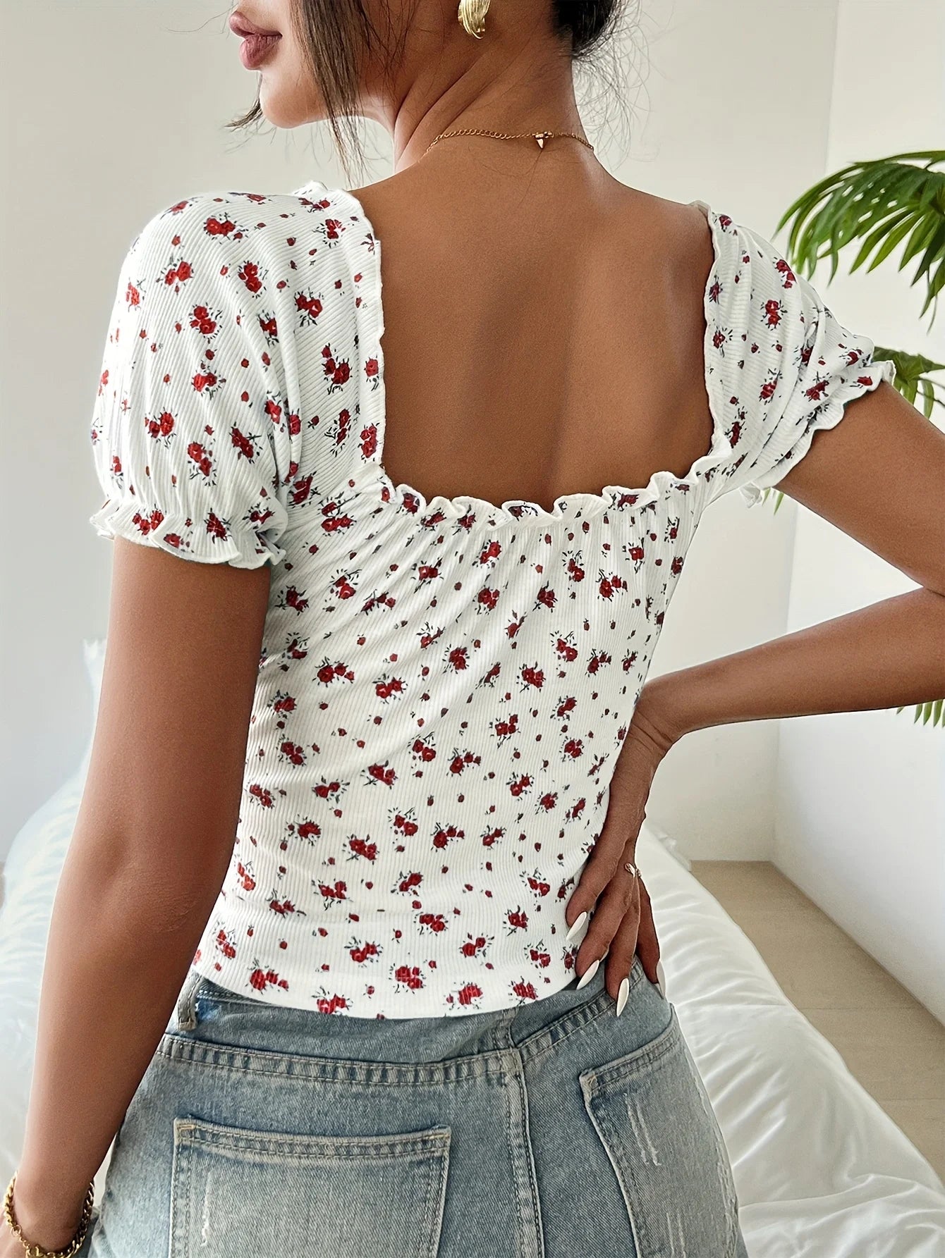 Bohemia Summer Y2k Women's T-shirt Puff sleeve French shirt female Sexy slim Short sleeve woman T-shirt V-neck floral short top