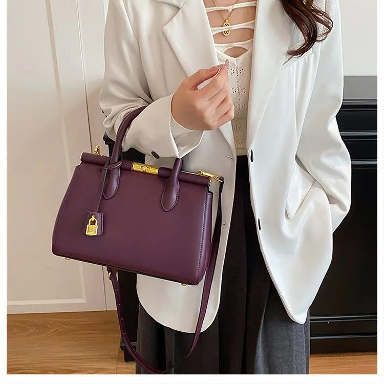 Stylish Large Single Shoulder Bag For Women 2026 Spring Collection Zipper Closure Handbag Ladies Shoulder Tote Purse