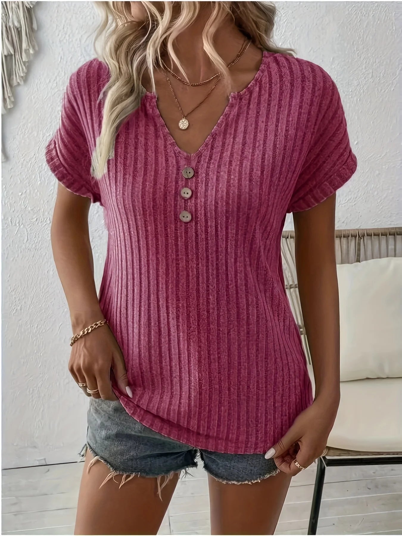 Spring/summer new solid color ribbed top V-neck button decorated elegant T-shirt ladies S-2XL