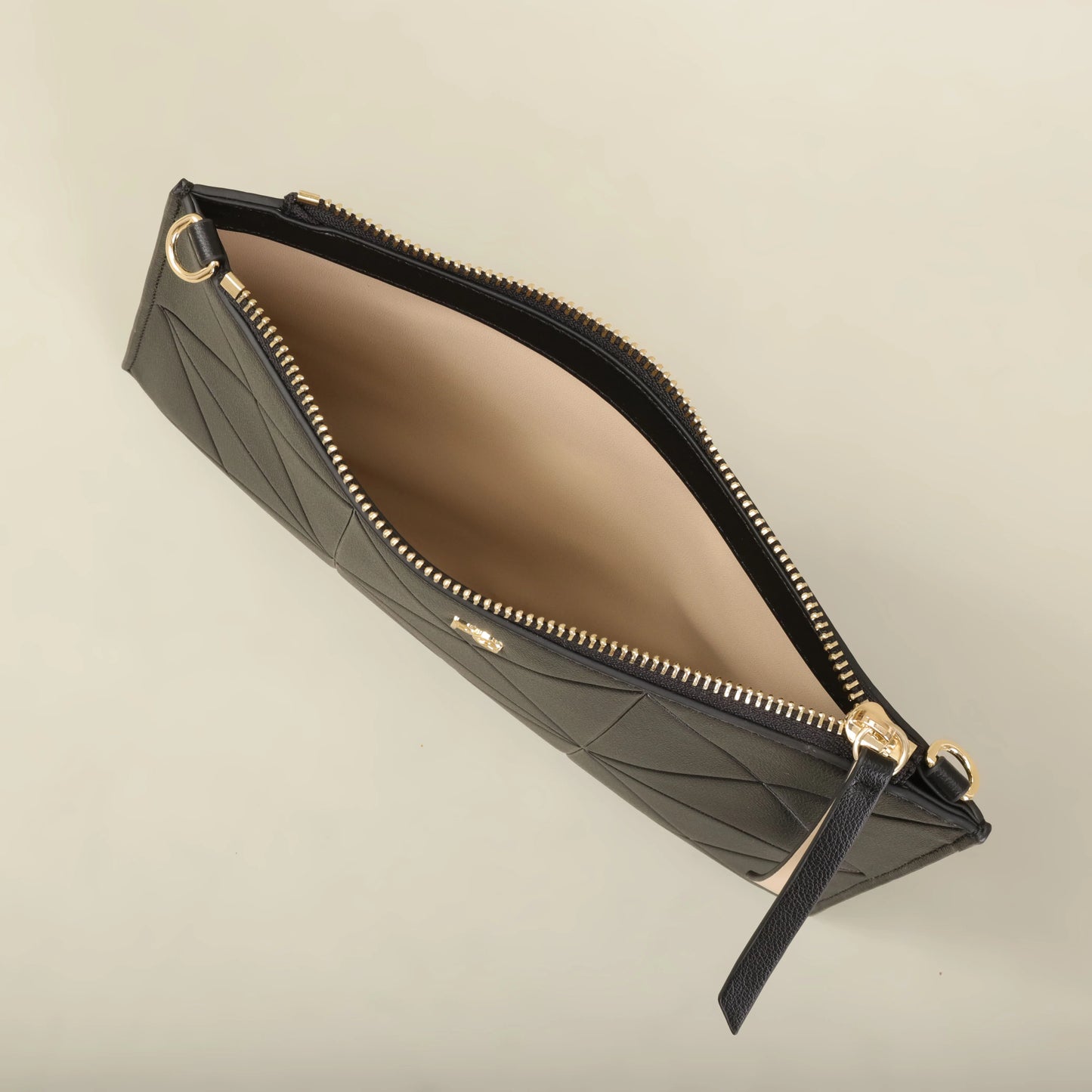 PG 2026 Classic New Women Handheld Bag Easy carry Better design Business Commuter Party Handheld Bag Envelope bag