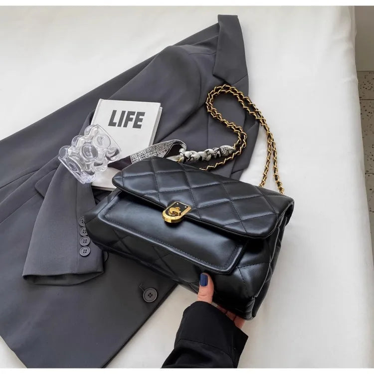 Light Luxury Elegant Red Plaid Chains Shoulder Bag High Quality Fashion Girls New Crossbody Bag Large Capacity Commuter Bag