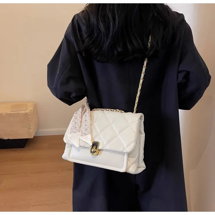 Light Luxury Elegant Red Plaid Chains Shoulder Bag High Quality Fashion Girls New Crossbody Bag Large Capacity Commuter Bag
