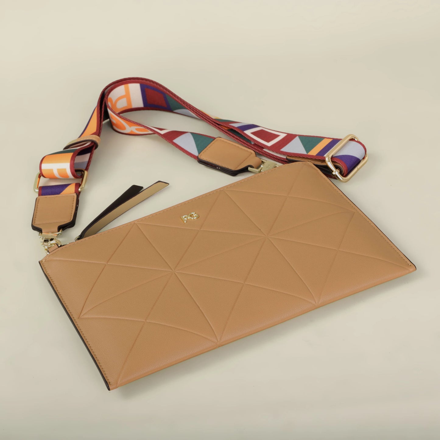 PG 2026 Classic New Women Handheld Bag Easy carry Better design Business Commuter Party Handheld Bag Envelope bag