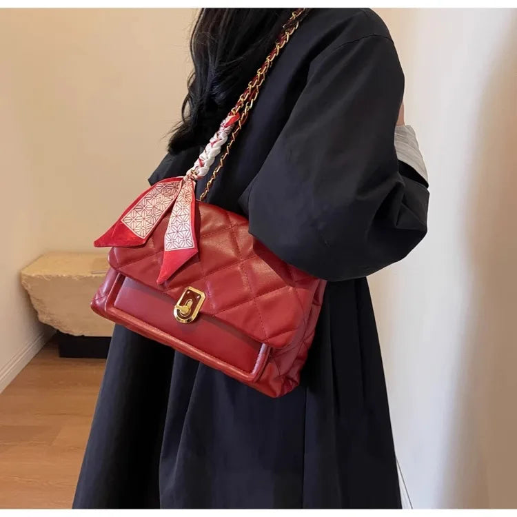 Light Luxury Elegant Red Plaid Chains Shoulder Bag High Quality Fashion Girls New Crossbody Bag Large Capacity Commuter Bag